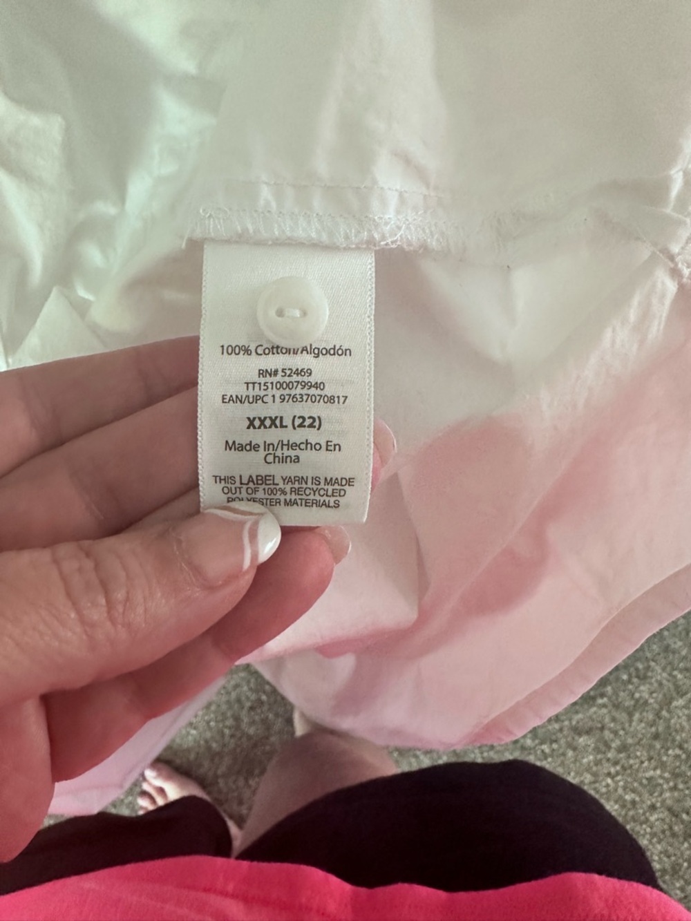 Time and Tru Women’s Crisp White Button-Up Shirt - Picture 3 of 4